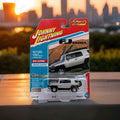 Johnny Lightning 2007 Toyota FJ Cruiser 1:64 Release 3A Titanium Silver0