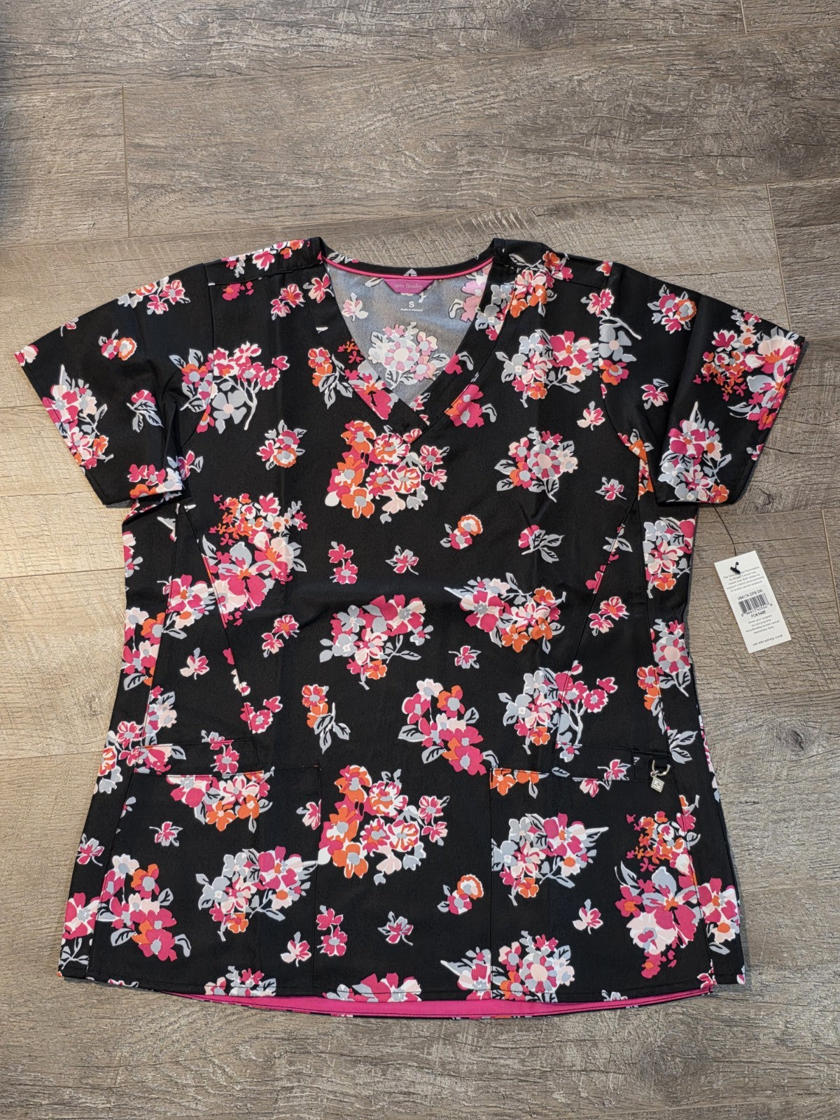 Vera Bradley Scrub Top Womens 3XL Floral Rare Breast Cancer Awareness Pocket NWT2
