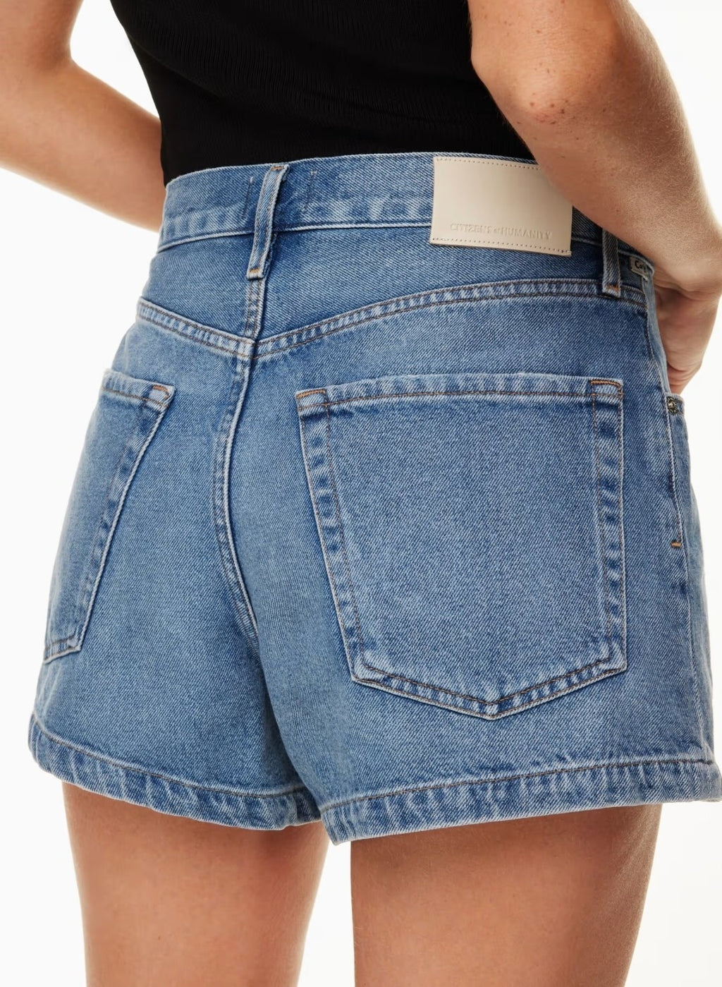 $248 Citizens Of Humanity Blue Franca Pleated Baggy Jean Shorts Size 27 COH1