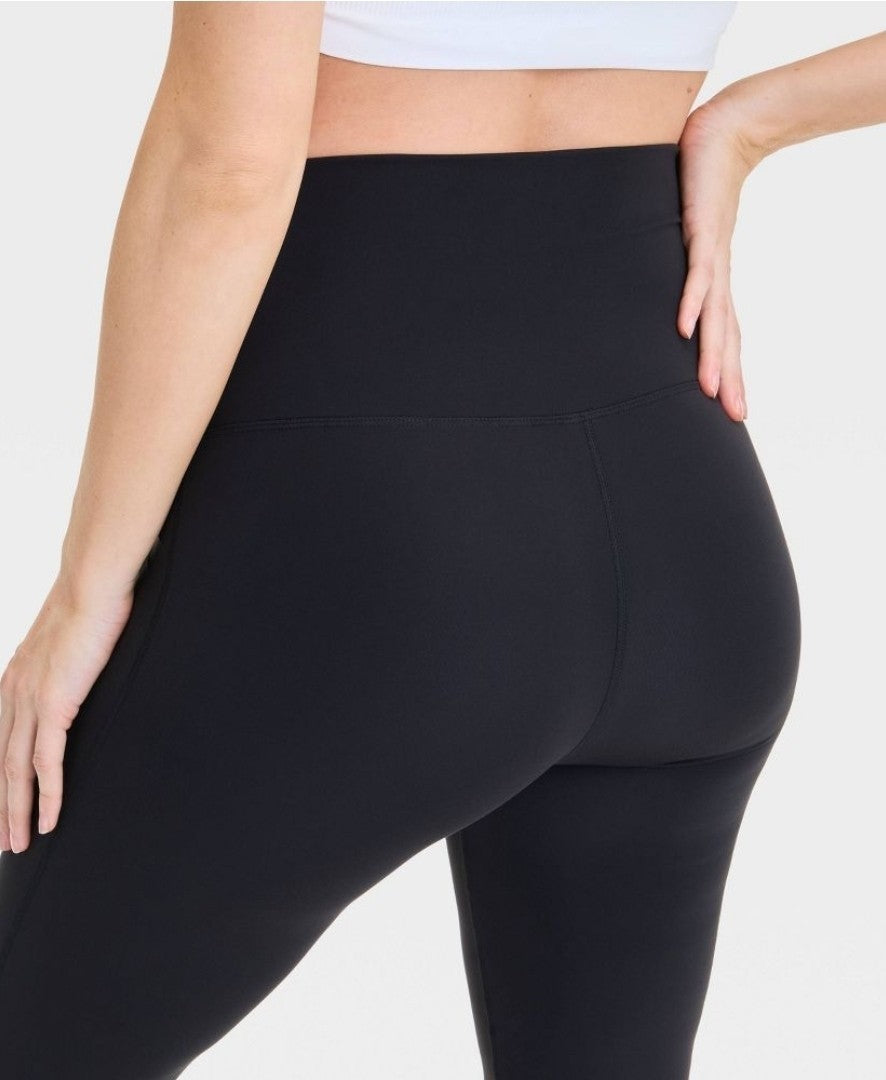 2 High-Rise Over Belly Slit Flare Maternity Leggings Isabel Lot XS3