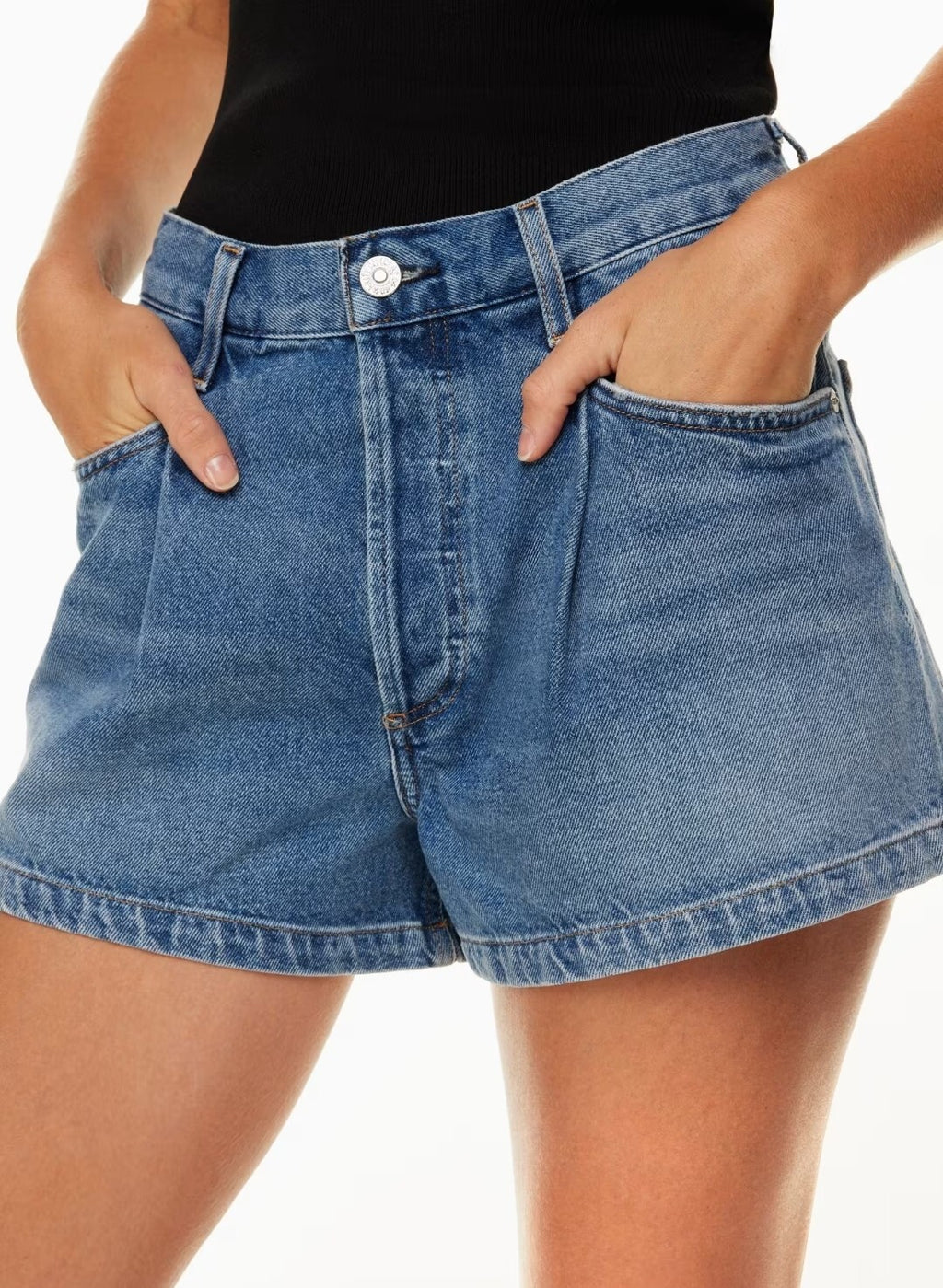$248 Citizens Of Humanity Blue Franca Pleated Baggy Jean Shorts Size 27 COH0