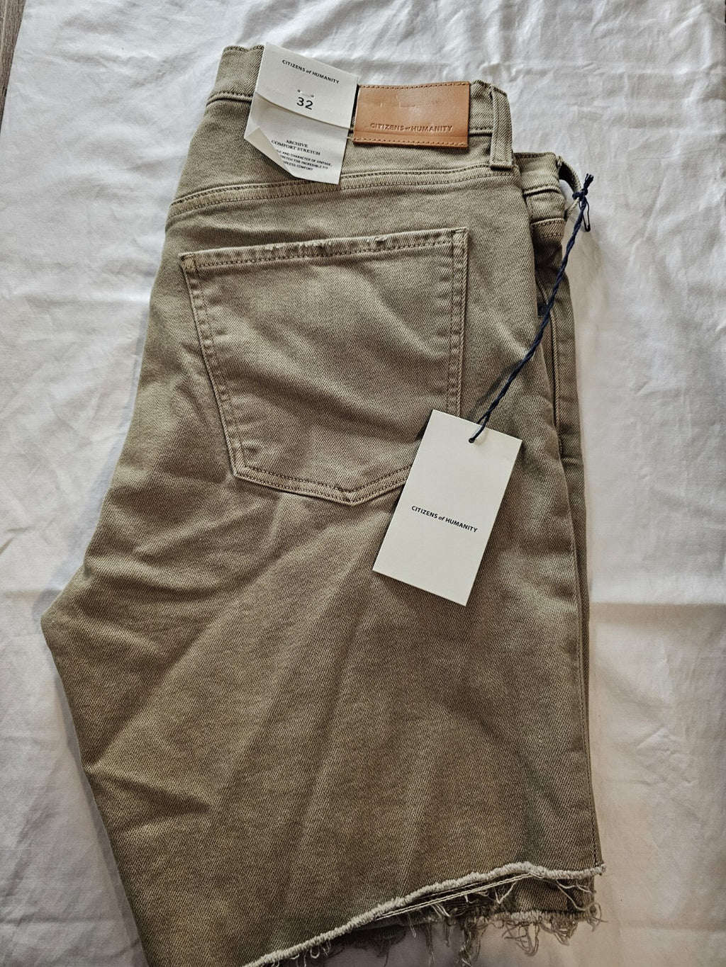 NWT Citizens Of Humanity The Adler Shorts Men's 32 Storm Distressed SHORT 3