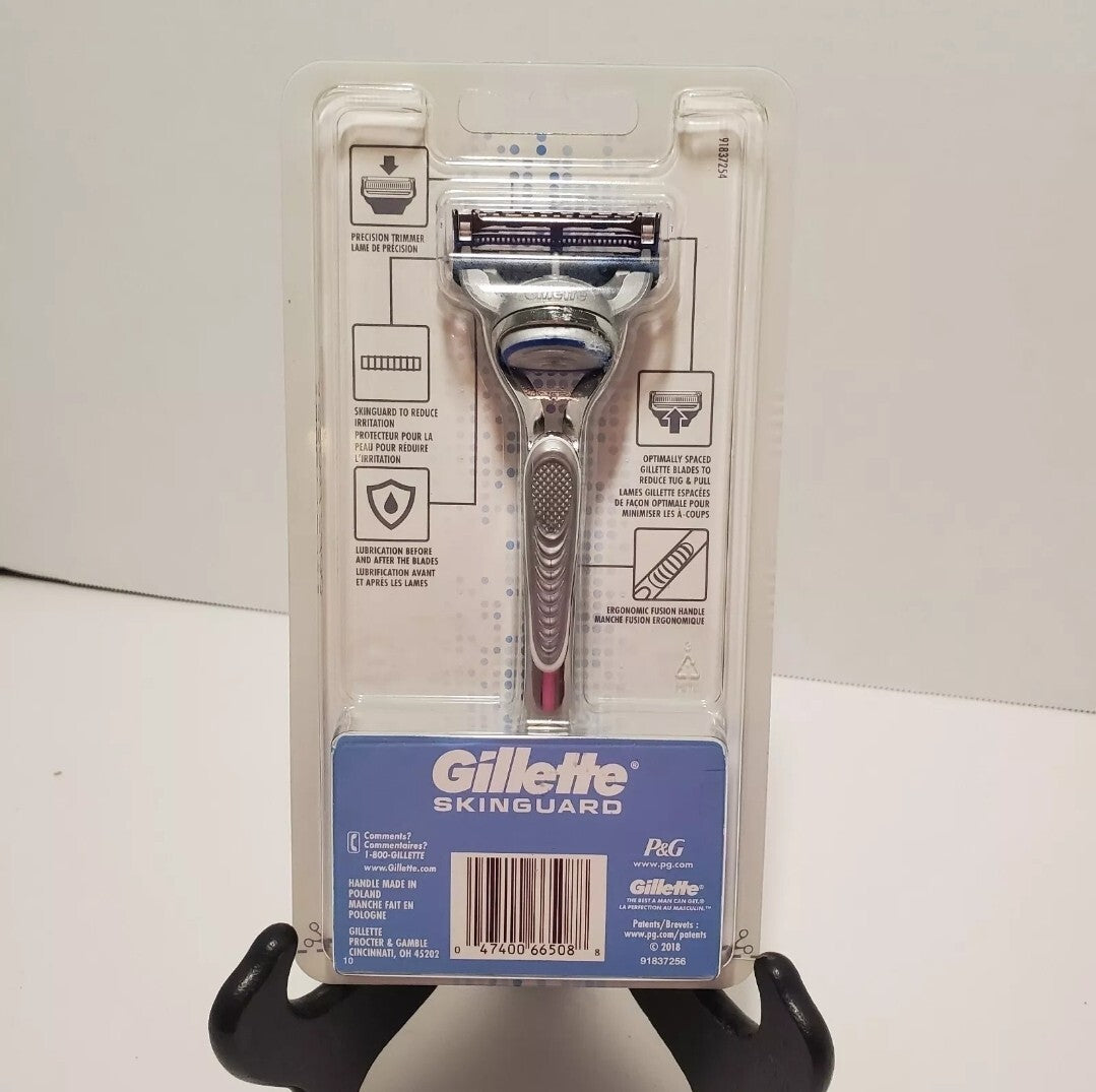 Gillette Skinguard Razor 1 razor handle & 1 cartridge Shave SENSITIVE SKIN1