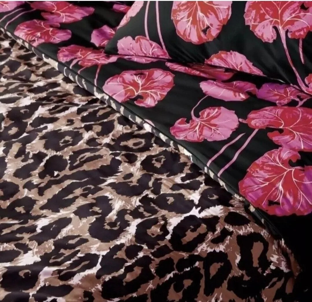 Diane Von Furstenberg DVF Duvet Cover 3 Piece Leopard/Geranium Leaf Full/Queen3