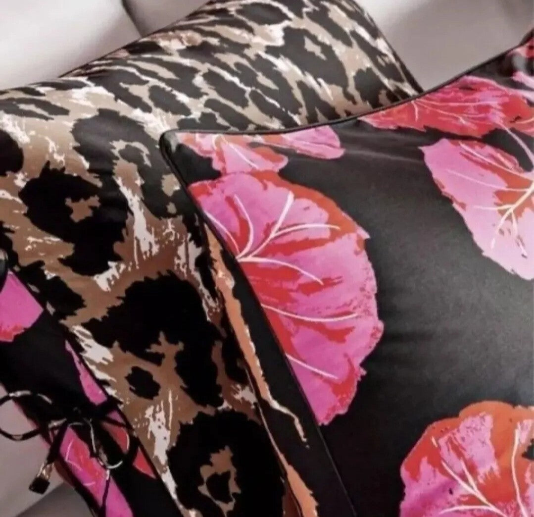Diane Von Furstenberg DVF Duvet Cover 3 Piece Leopard/Geranium Leaf Full/Queen4