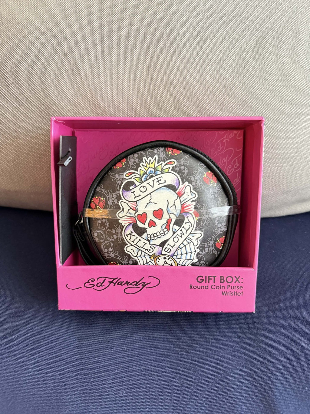 NWT Ed Hardy Black Love Kills Slowly Rhinestone  Coin Purse Wristlet~Gift Box0