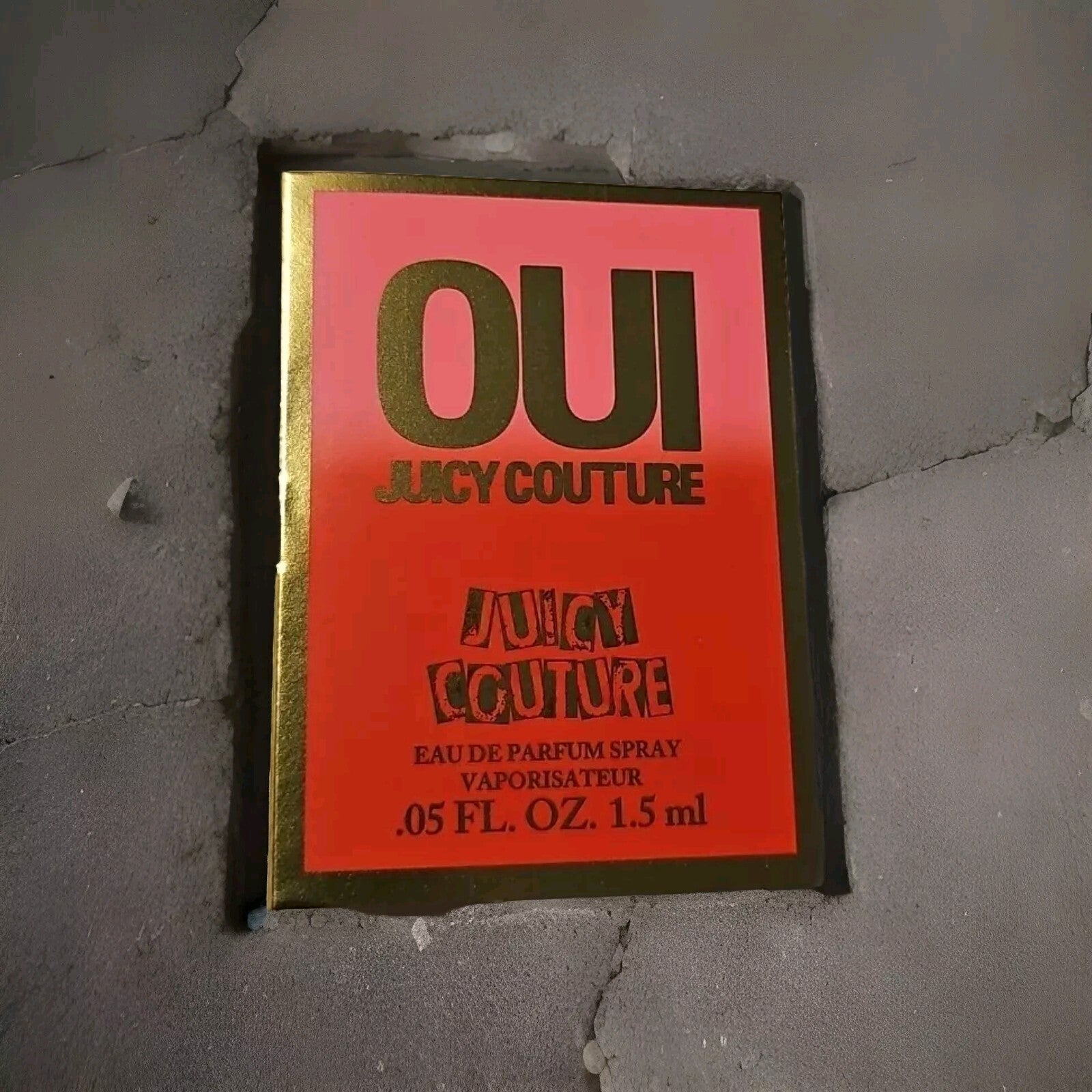Juicy Couture OUI EDP Mini Travel Spray 0.05floz/1.5ml perfume sample NEW0