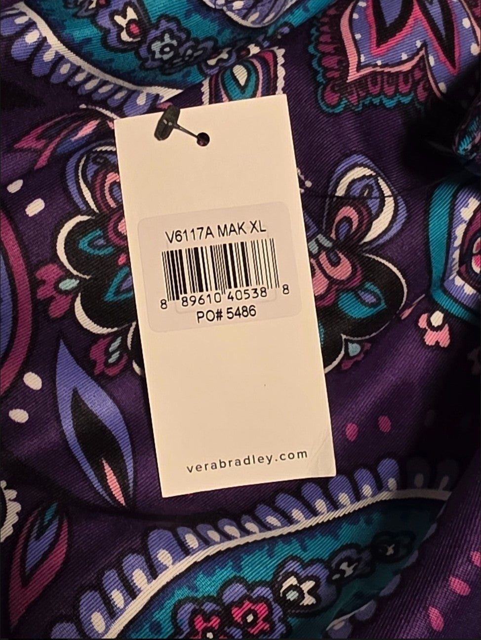 Vera Bradley Halo V6117 MAK  Makani Paisley Blackberry V-Neck Print Scrub Top XL3