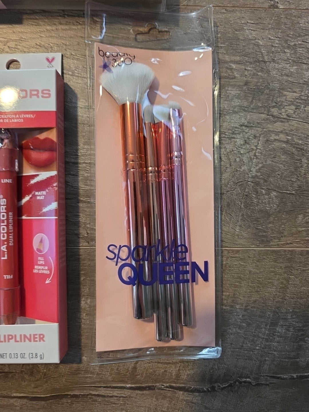 Lot of 10 L.A. Colors Smokey Eyeshadow Palette, Mascara,  Brushes,  Lippie & 9