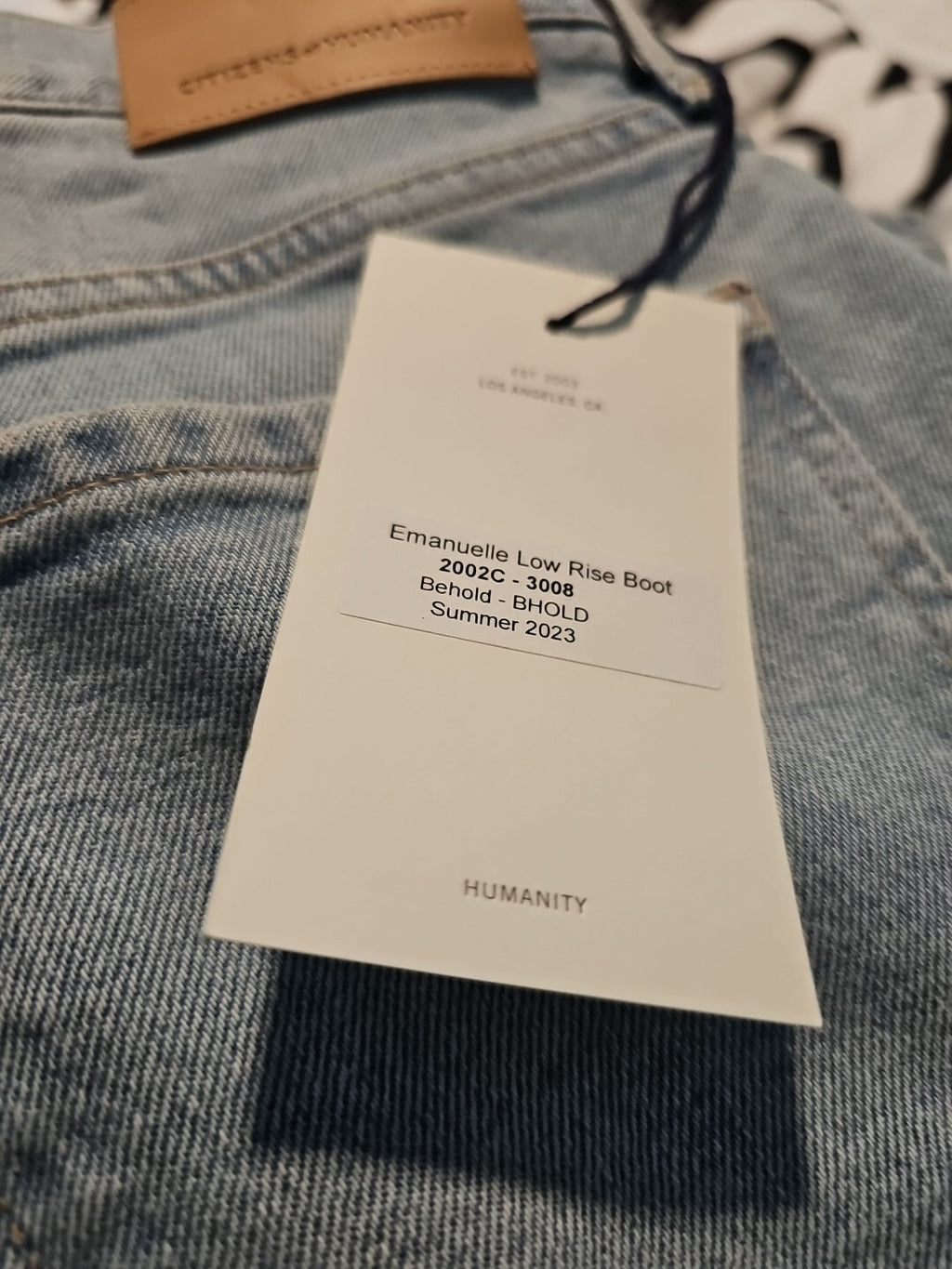 Citizens of Humanity Emanuelle Low Rise Boot Jeans 2002C-3008 Distressed Sz 273