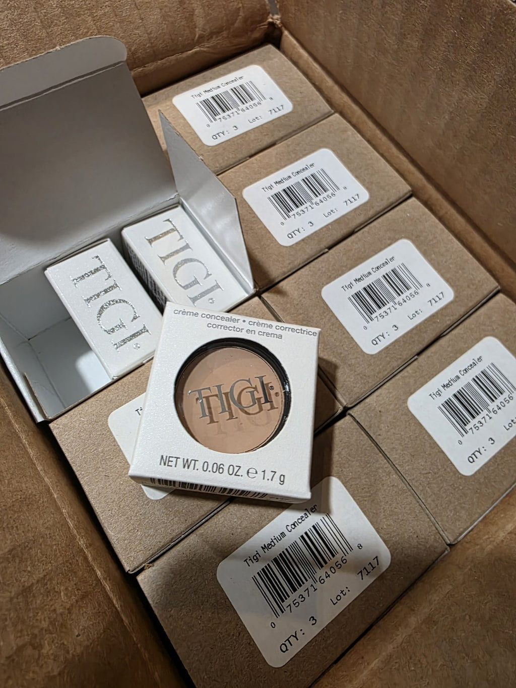 $1152 Retail Value 48 Piece Lot Box Beauty Makeup Cosmetics TIGI Concealer Med0