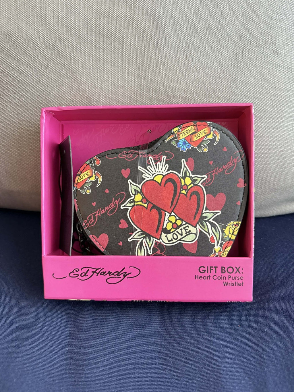 Ed Hardy Black Love Kills Slowly Rhinestone Heart Coin Purse Wristlet~Gift Box0
