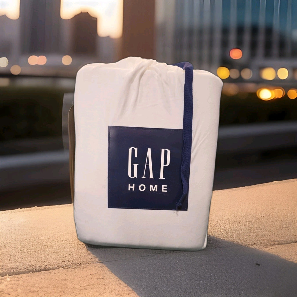 GAP Home Sheet Set 4 Pc Queen Solid White Percale Easy Care 0