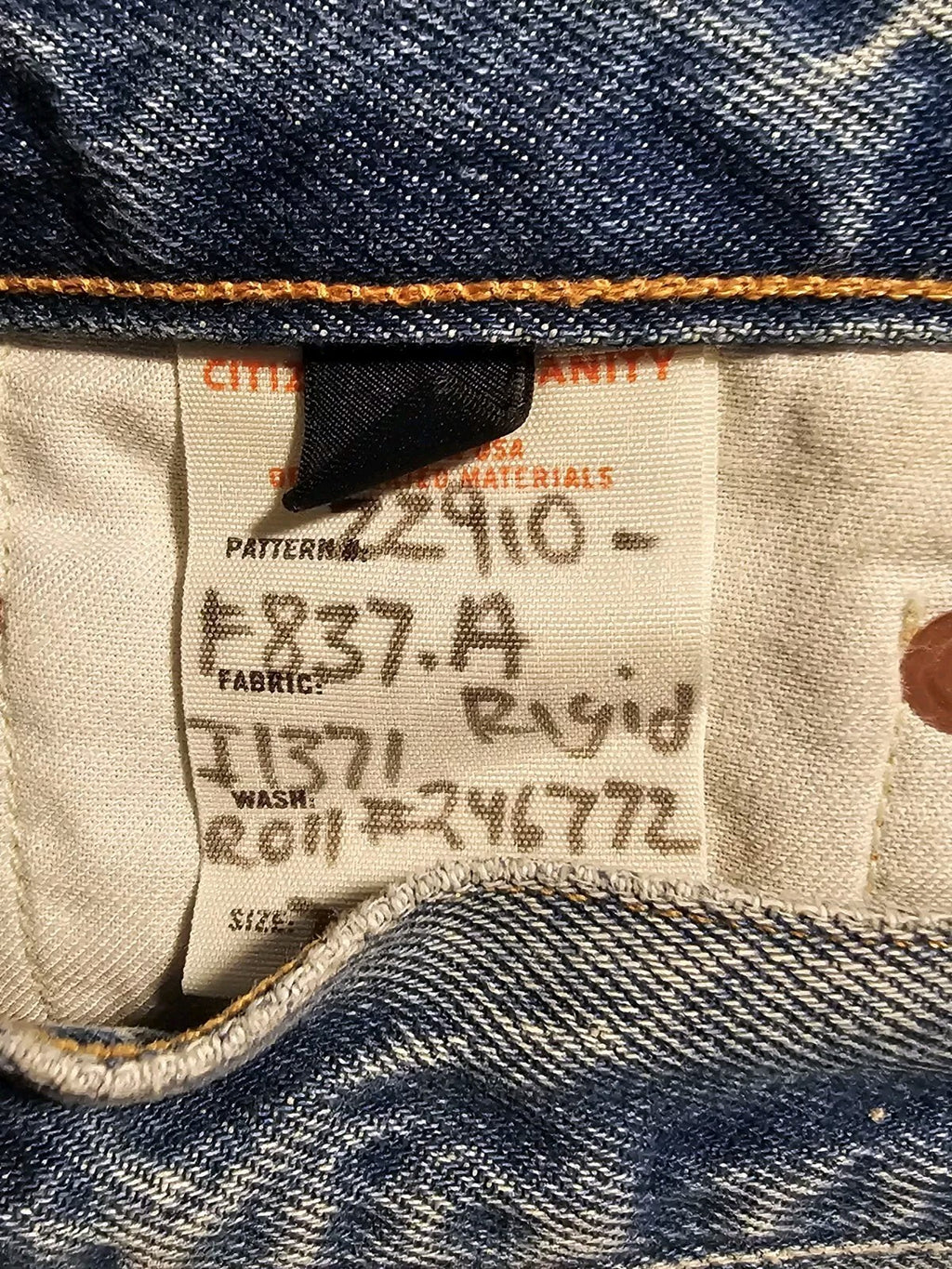 NWT Citizens of Humanity Eva Relaxed Baggy Jeans Distressed Sz 27 Sz 4 COH2