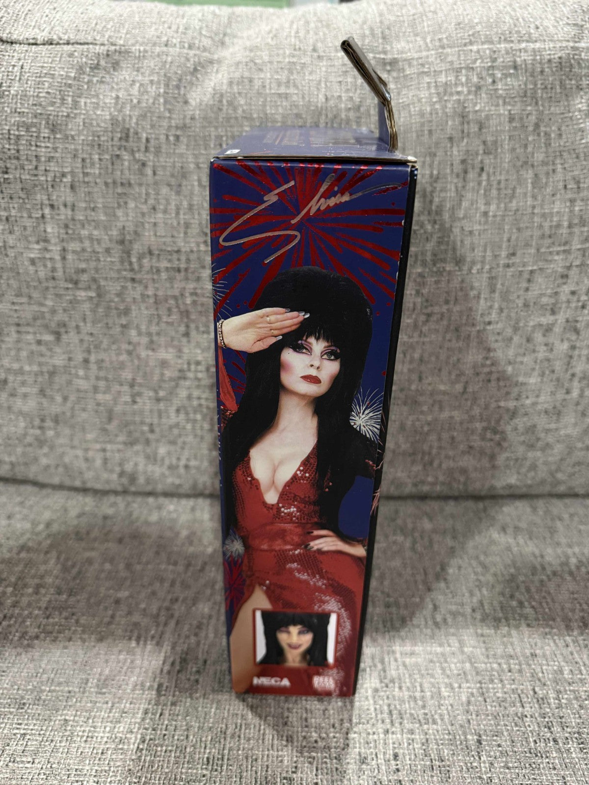 Neca Elvira Mistress of the Dark 8" Figure Red Fright Boo Cassandra Peterson New3