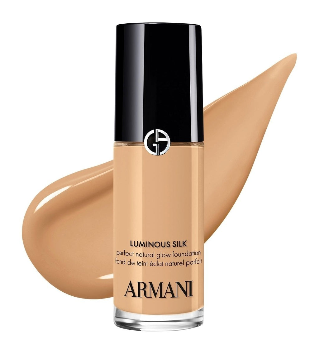 Giorgio Armani Luminous Silk Foundation - Flawless 5.2 Light Medium 18ml .6oz 1