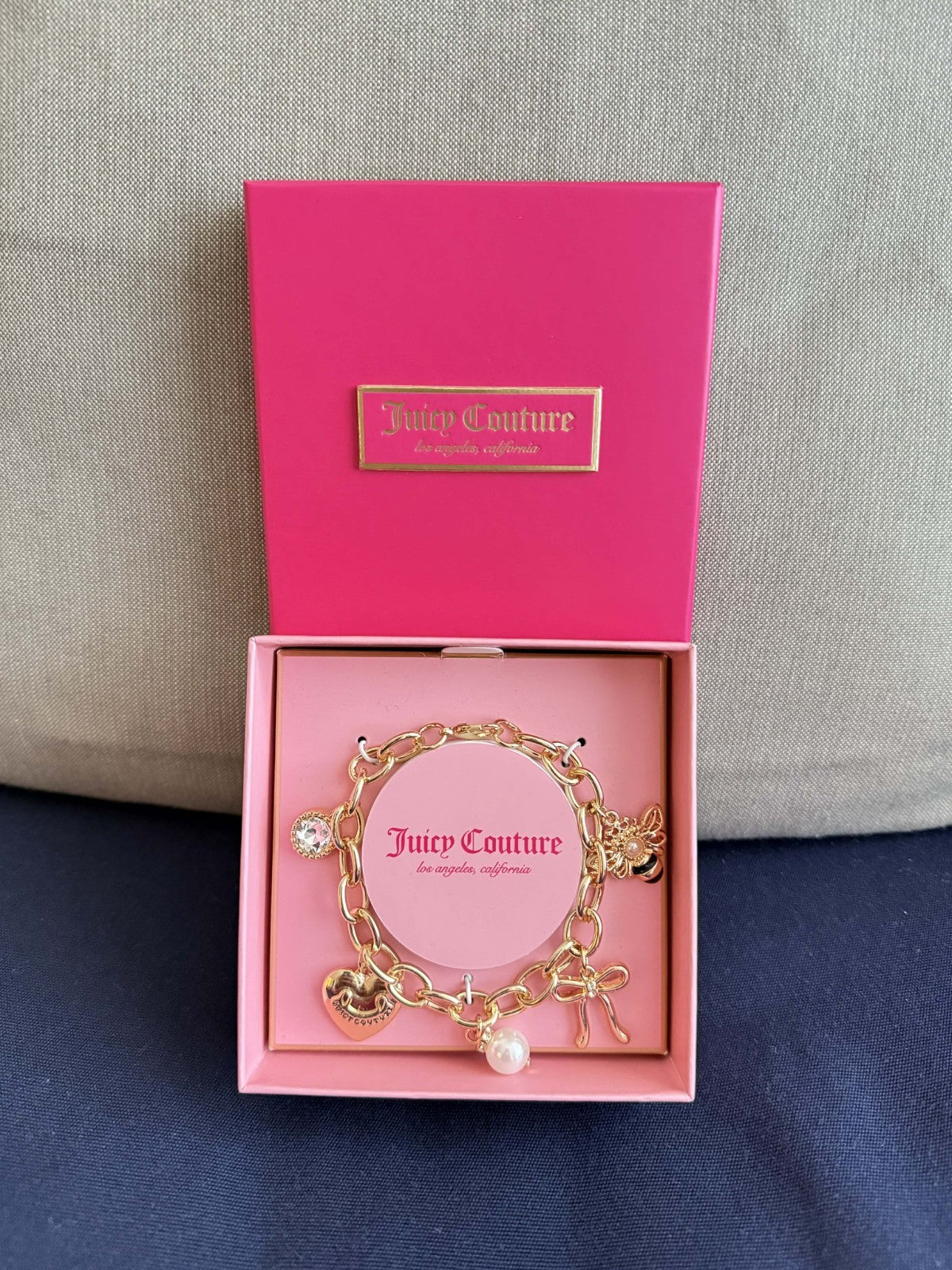 NWT Juicy Couture Womens Fashion Bling Charm Chain Bracelet Bee  ️ Y2K Heart 1