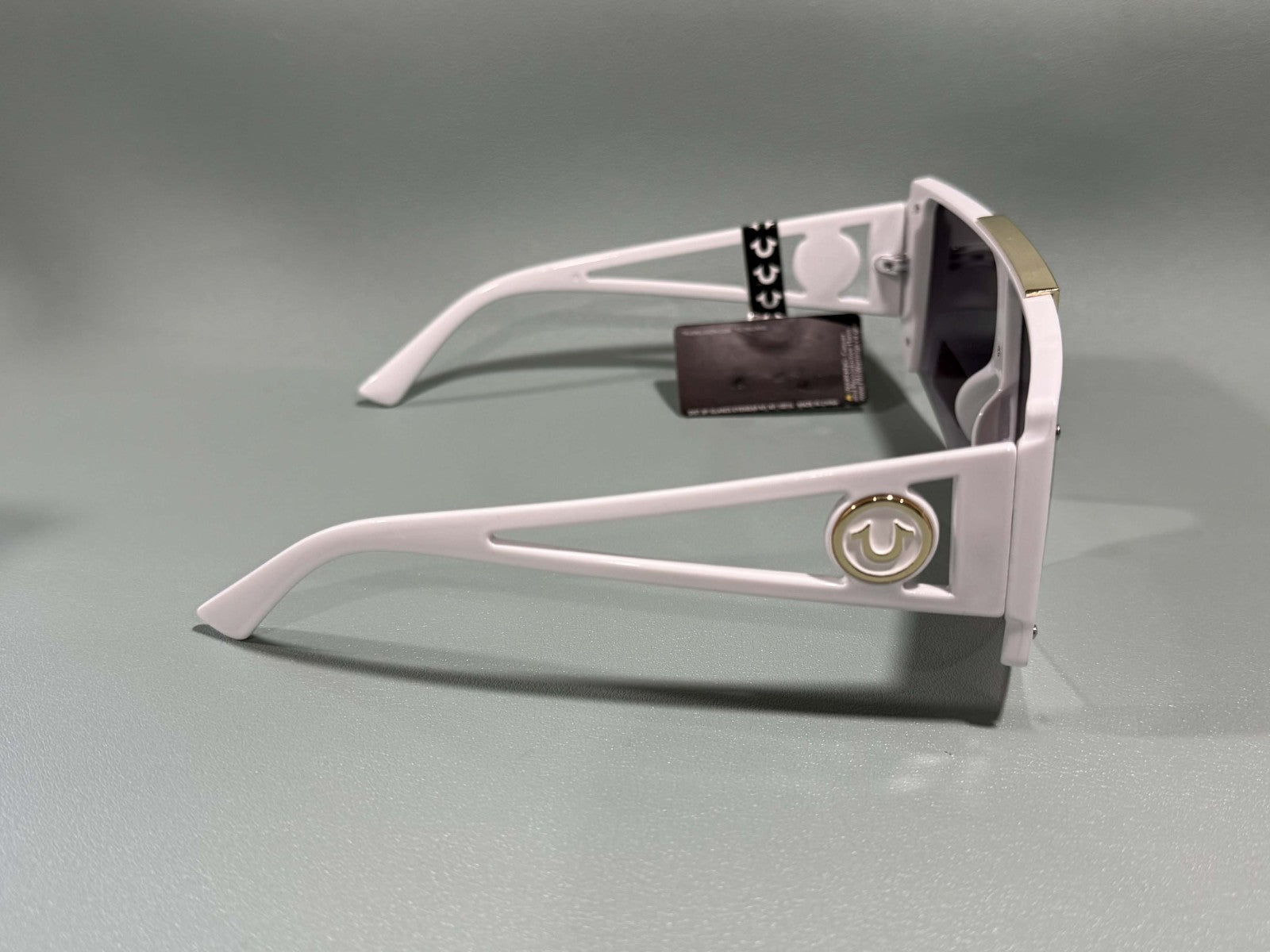 New Original TRUE RELIGION Square Sunglasses Mirrored Gold White TR56852XK3