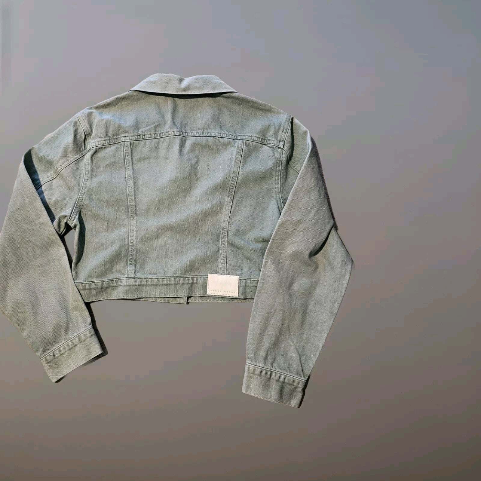 $298 Citizens of Humanity Women's Sorentti Cropped Denim Jacket Small2