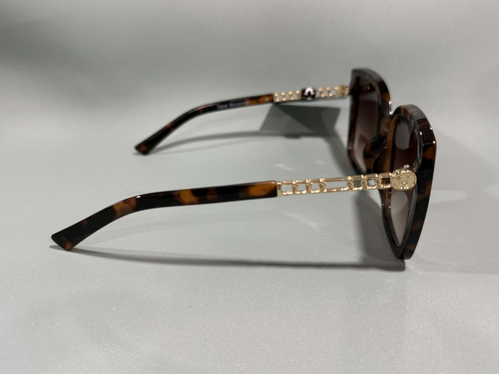New Original TRUE RELIGION Eye Sunglasses Tinted / Gold Accent TR93103 NWT 3