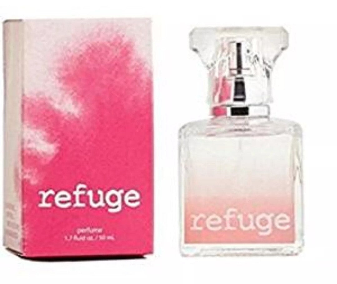 New Charlotte Russe Refuge Perfume 1.7 Ounce Blended Pink Box Retired1