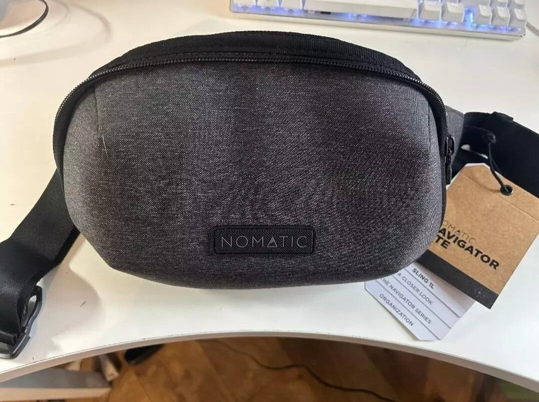 NWT Nomatic Navigator Lite 1L Sling Bag  Travel Organizer Minimalist Fanny Pac0