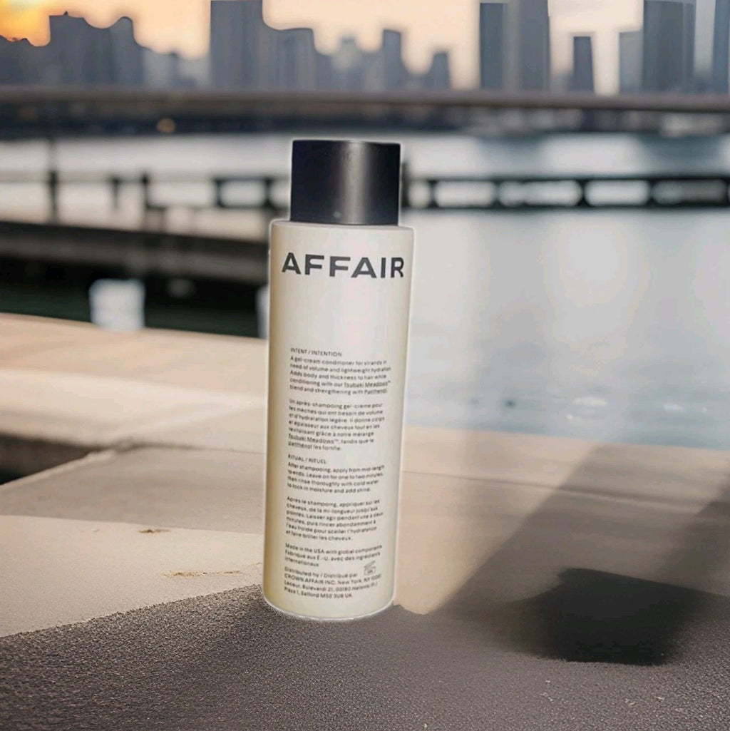 CROWN AFFAIR Volumizing Conditioner Strengthening and Weightless Hydration. 8oz1