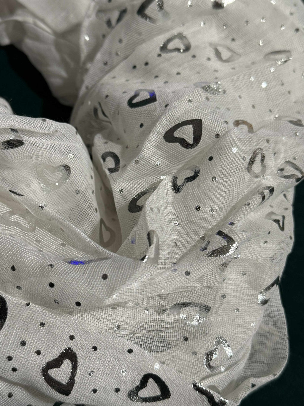 NWT Vintage Betsey Johnson Y2K Infinity Scarf Wrap White w/ Hearts Shawl3