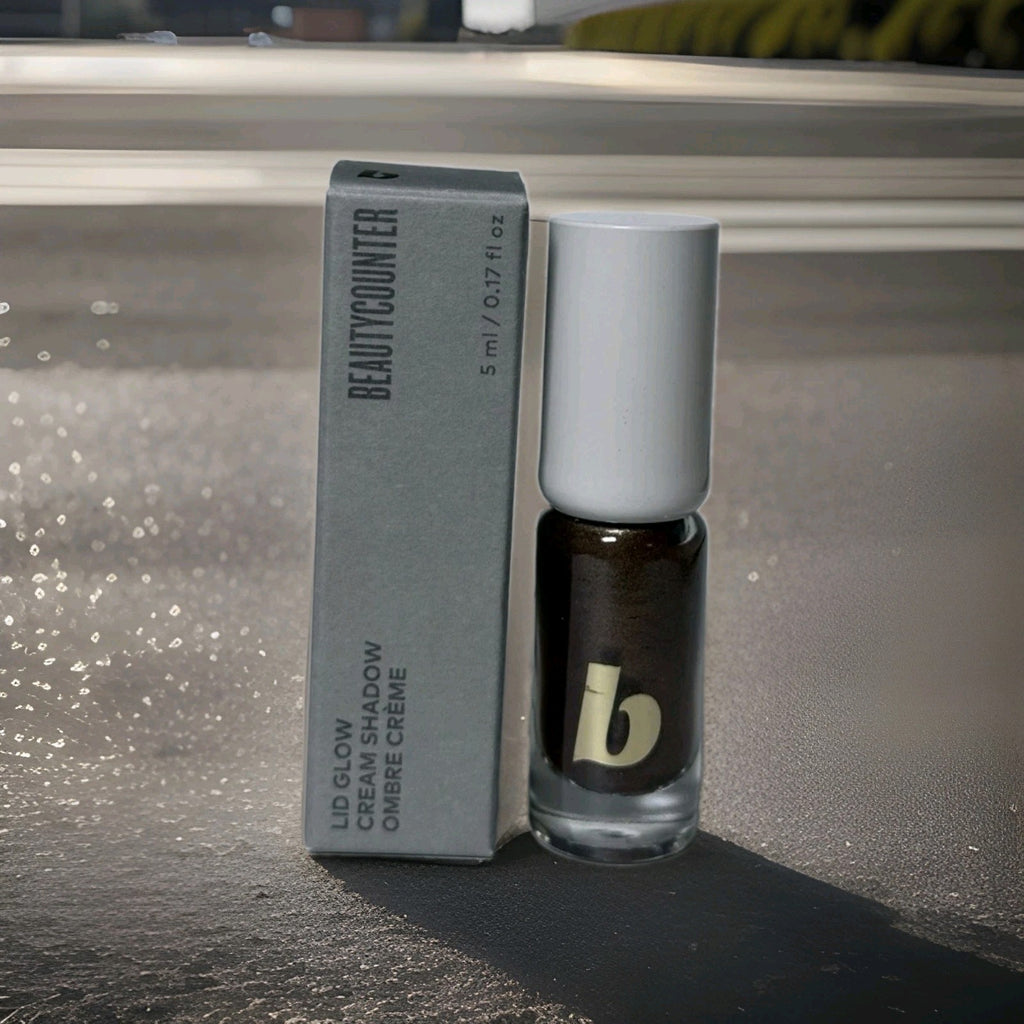 BEAUTYCOUNTER Lid Glow Cream Shadow in Twinkle NIB silvery taupe0