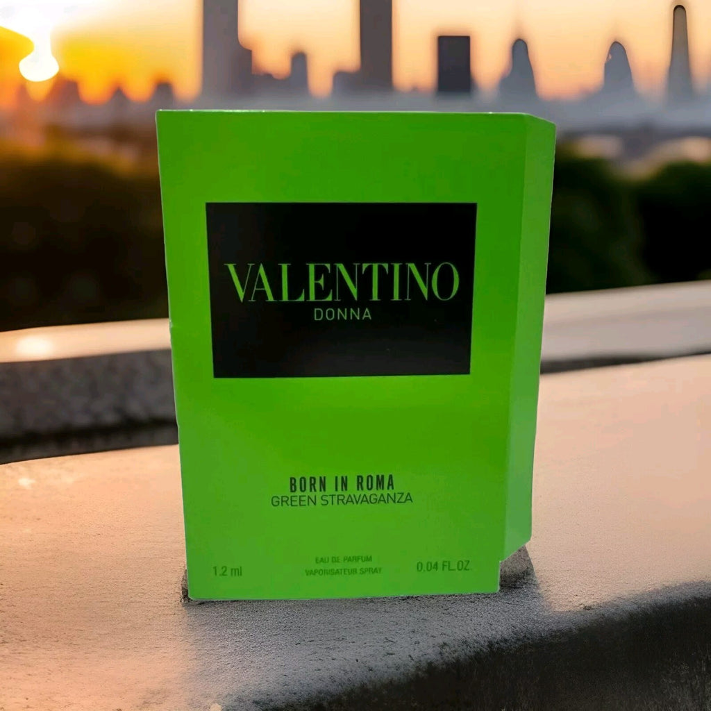Valentino Donna Born in Roma Green Stravaganza Eau de Parfum 1.2 ml/0.04 fl oz0