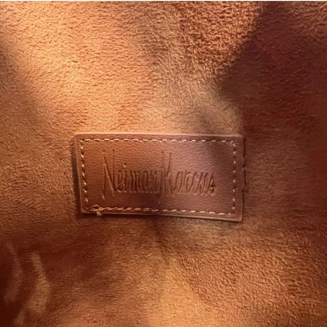NEIMAN MARCUS Vegan Leather Tote Bag Cognac 15x11 Handles 12” Tan / Brown Chic2