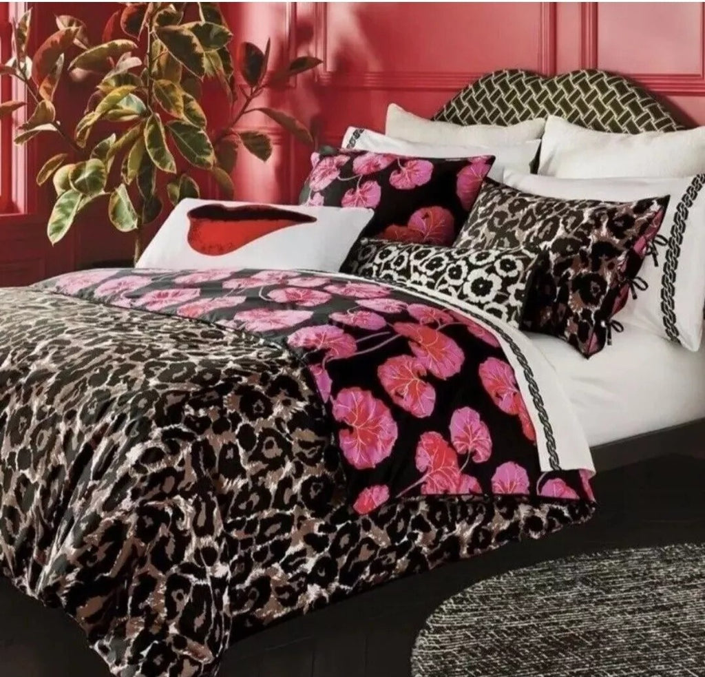 Diane Von Furstenberg DVF Duvet Cover 3 Piece Leopard/Geranium Leaf Full/Queen1