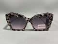New Original TRUE RELIGION Square Sunglasses Frosted Black / Clear TR563950