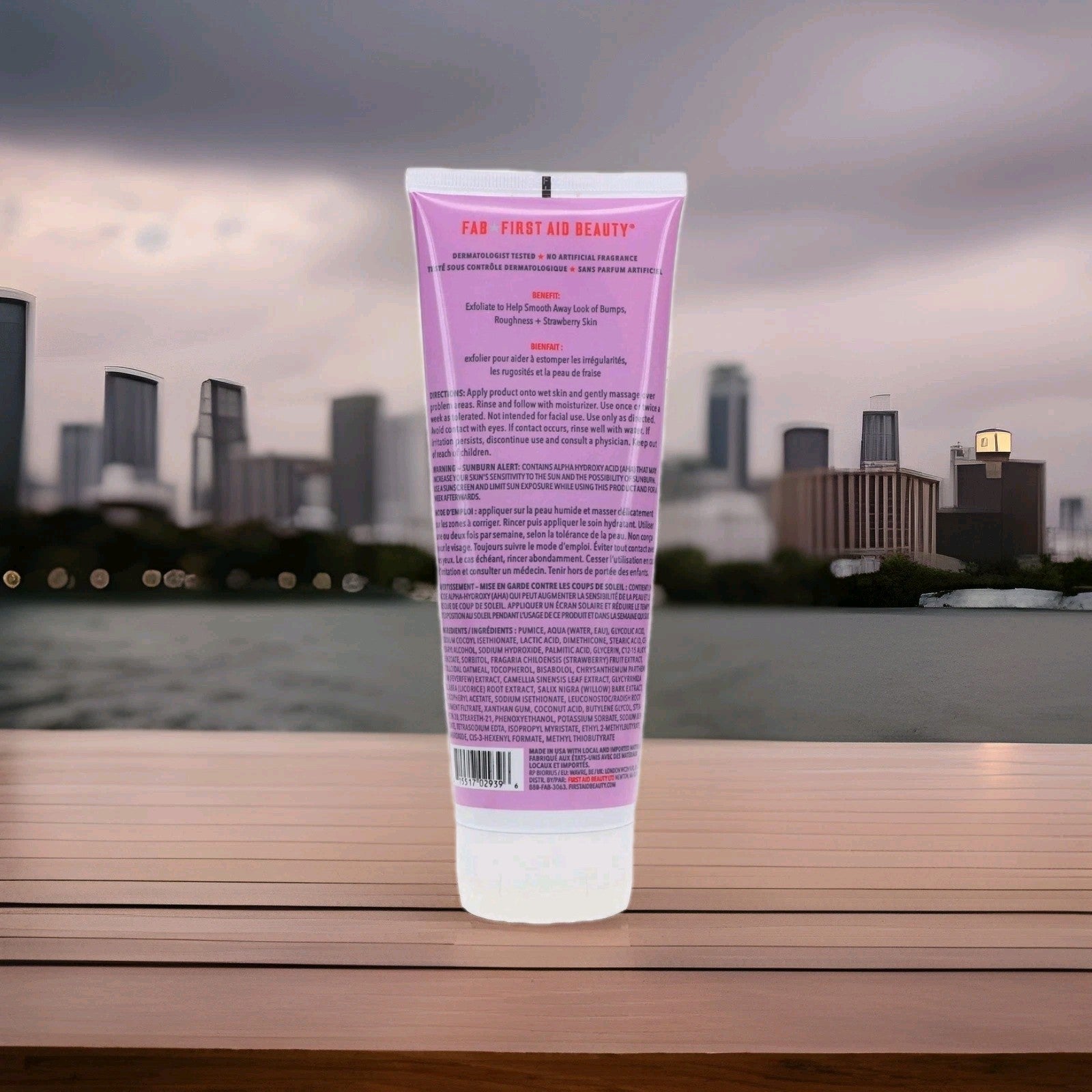 First Aid Beauty KP Bump Eraser Body Scrub with 10% AHA Strawberry 8 oz1