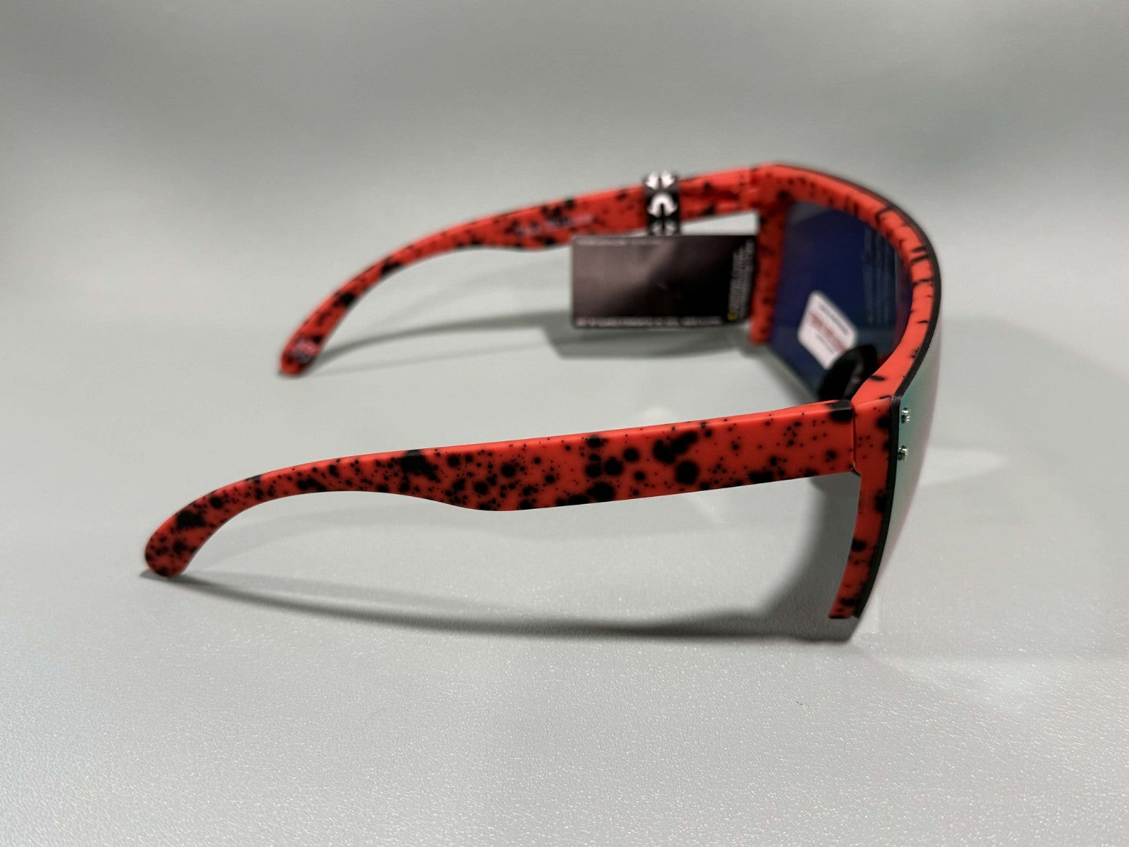 New Original TRUE RELIGION Square Sunglasses Mirrored Red TRSP468X2