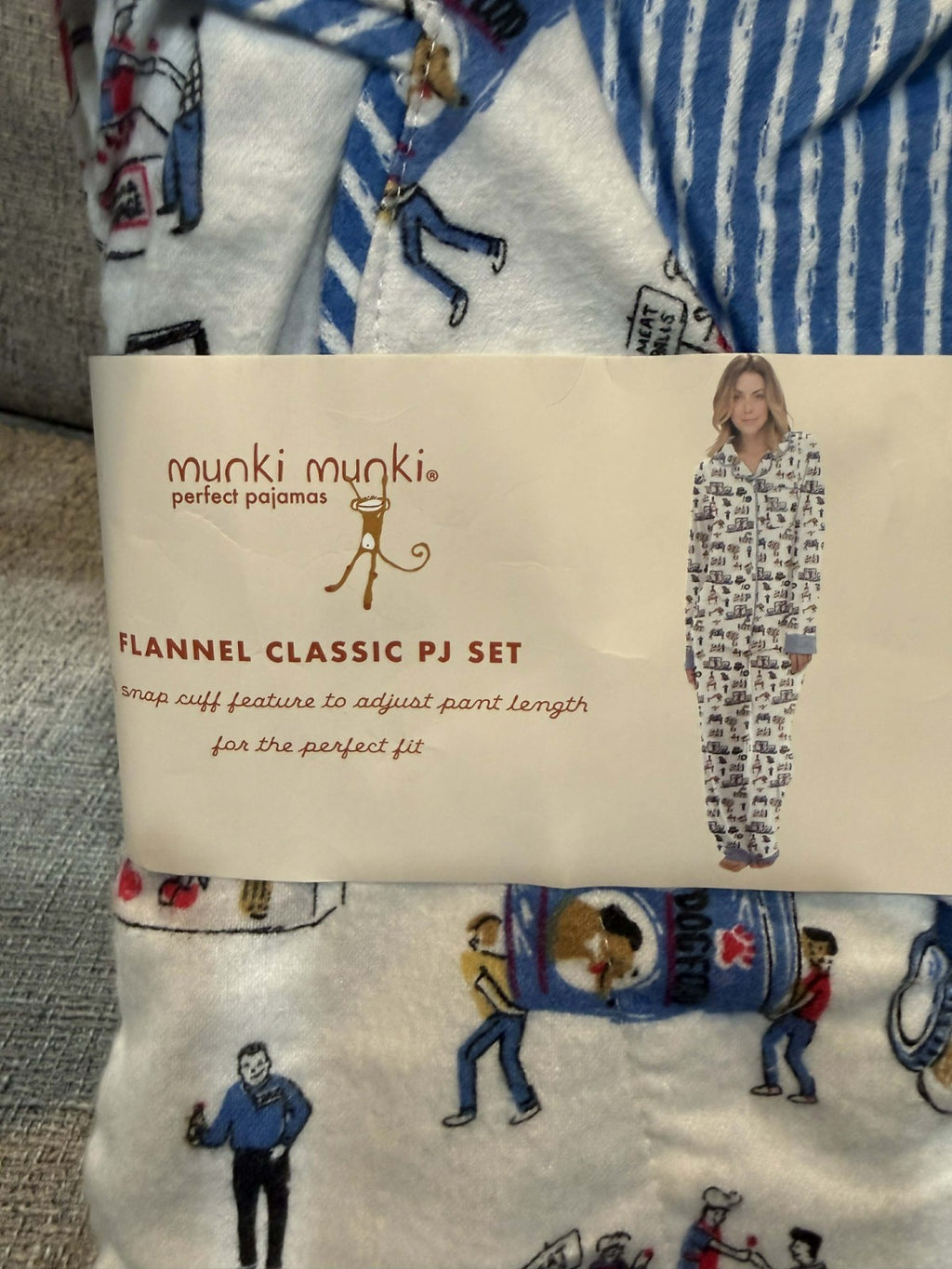 Munki Munki Women's Costco Pajama Set Size M Holiday Winter Fleece NWT Cozy NEW1