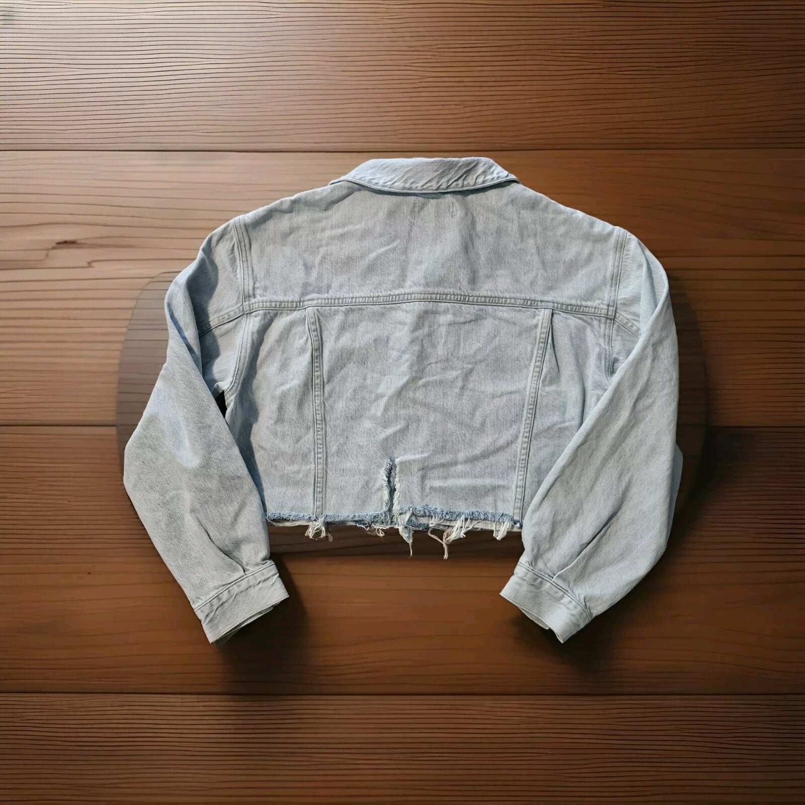 NEW AGOLDE CHARLI Oversized Denim Cropped Jacket BUTTON SIZE Sm Small2