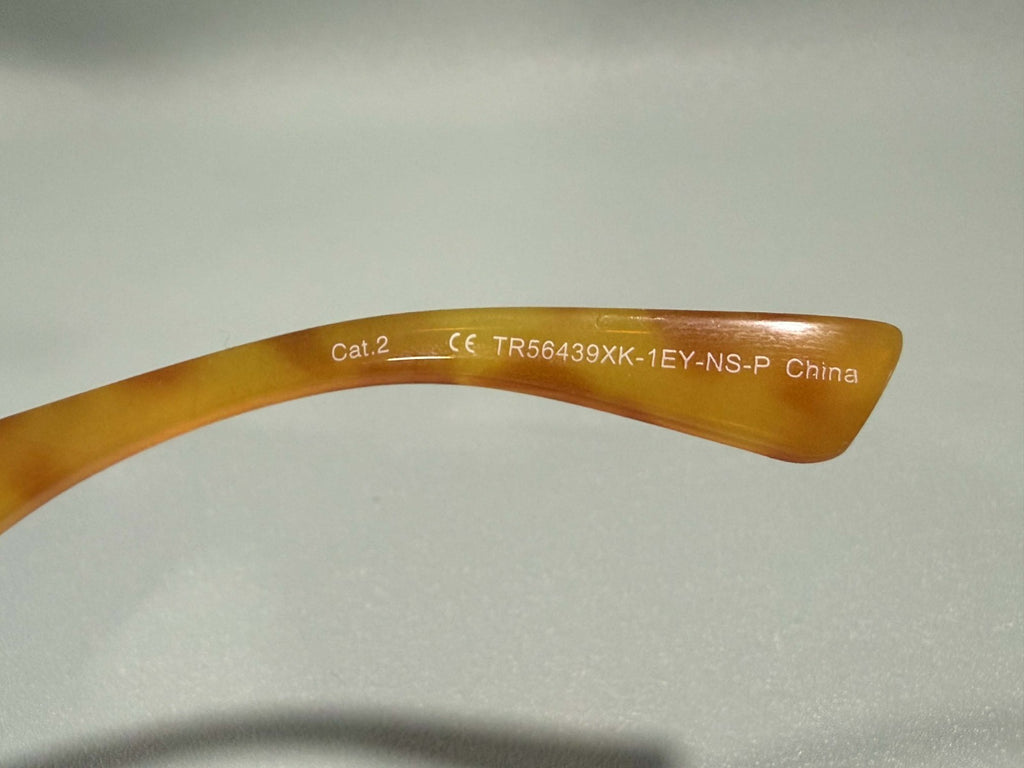 New Original TRUE RELIGION Square Sunglasses Tinted / Gold Accent TR56439XK2