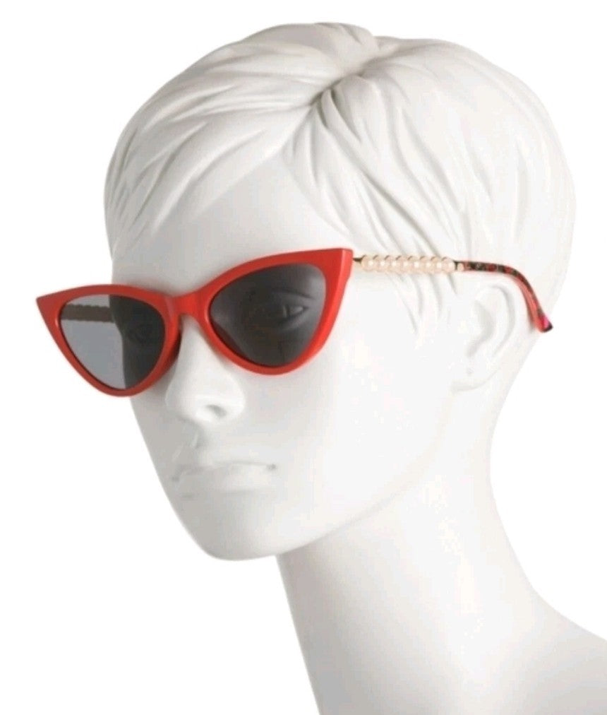 Betsey Johnson Sunglasses Cat Eye Tortoise Shell Like Frames Oversize Red Shades1