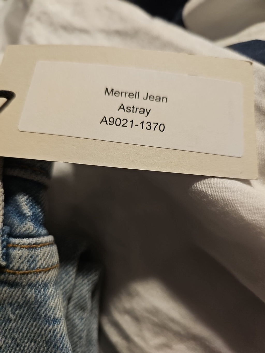 NWT Agolde Sz 27 Merrel Mid-Rise Straight Jeans Astray Wash A9021-1370 Sz 44