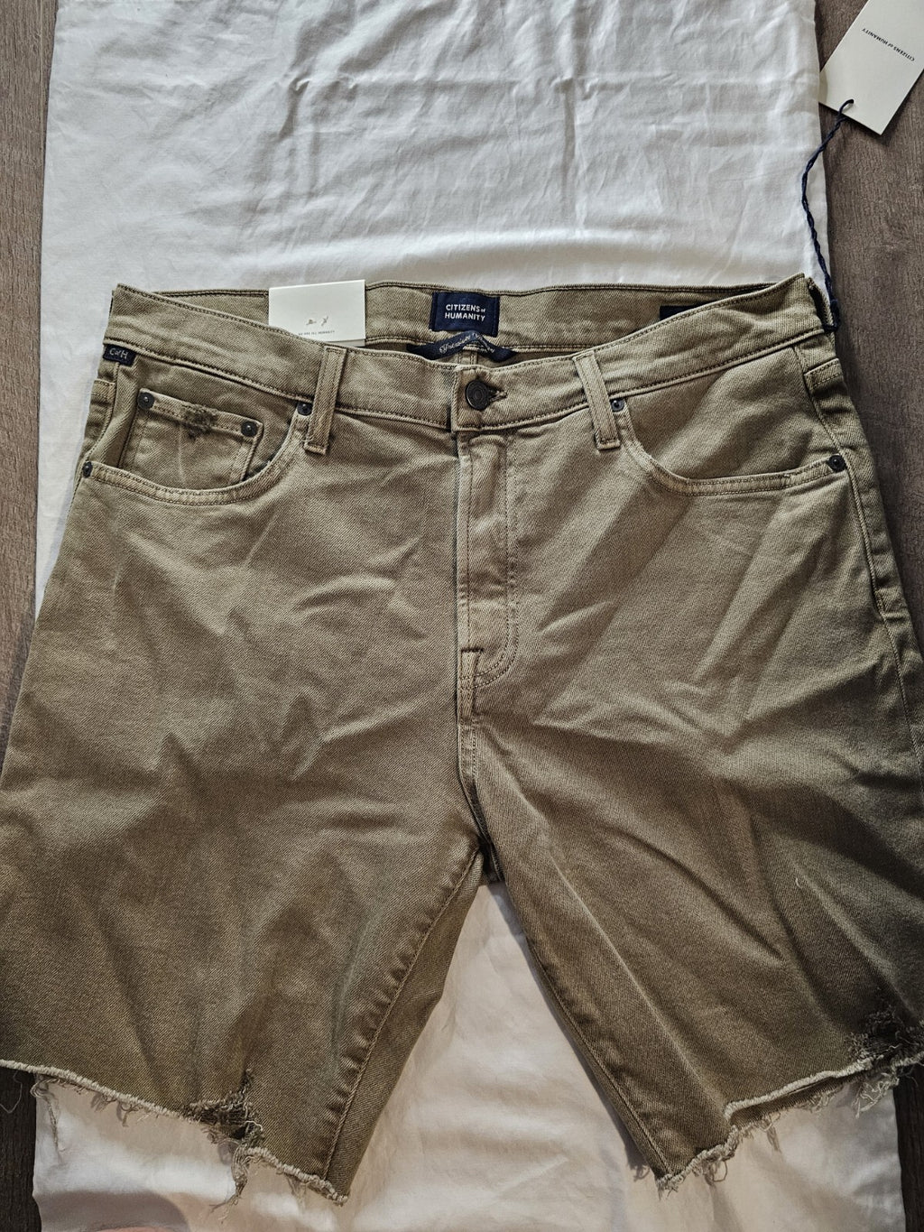 NWT Citizens Of Humanity The Adler Shorts Men's 32 Storm Distressed SHORT 4