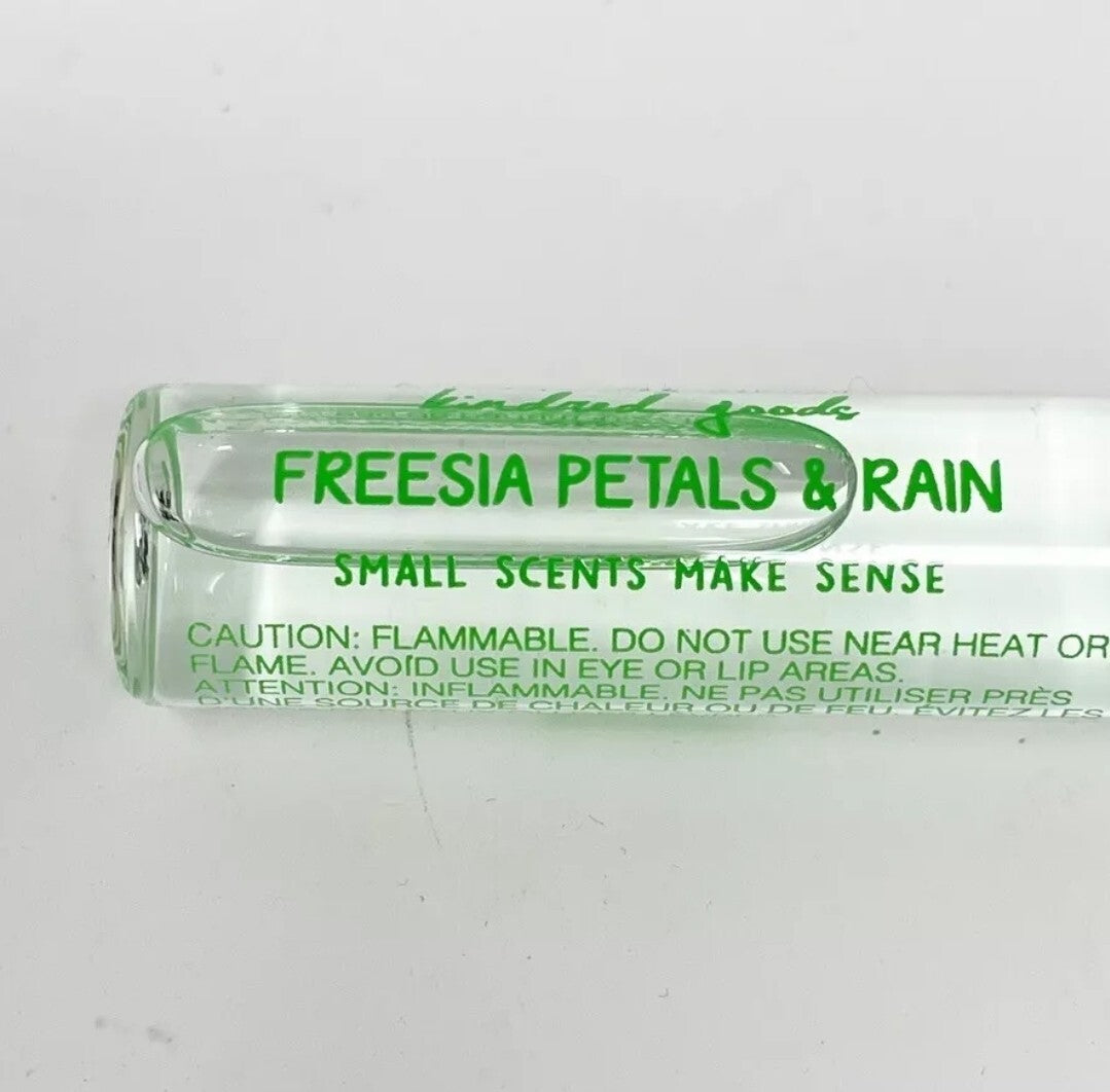 Old Navy Kindred Goods Freesia Petals & Rain Rollerball .27 oz New With Out Box.2
