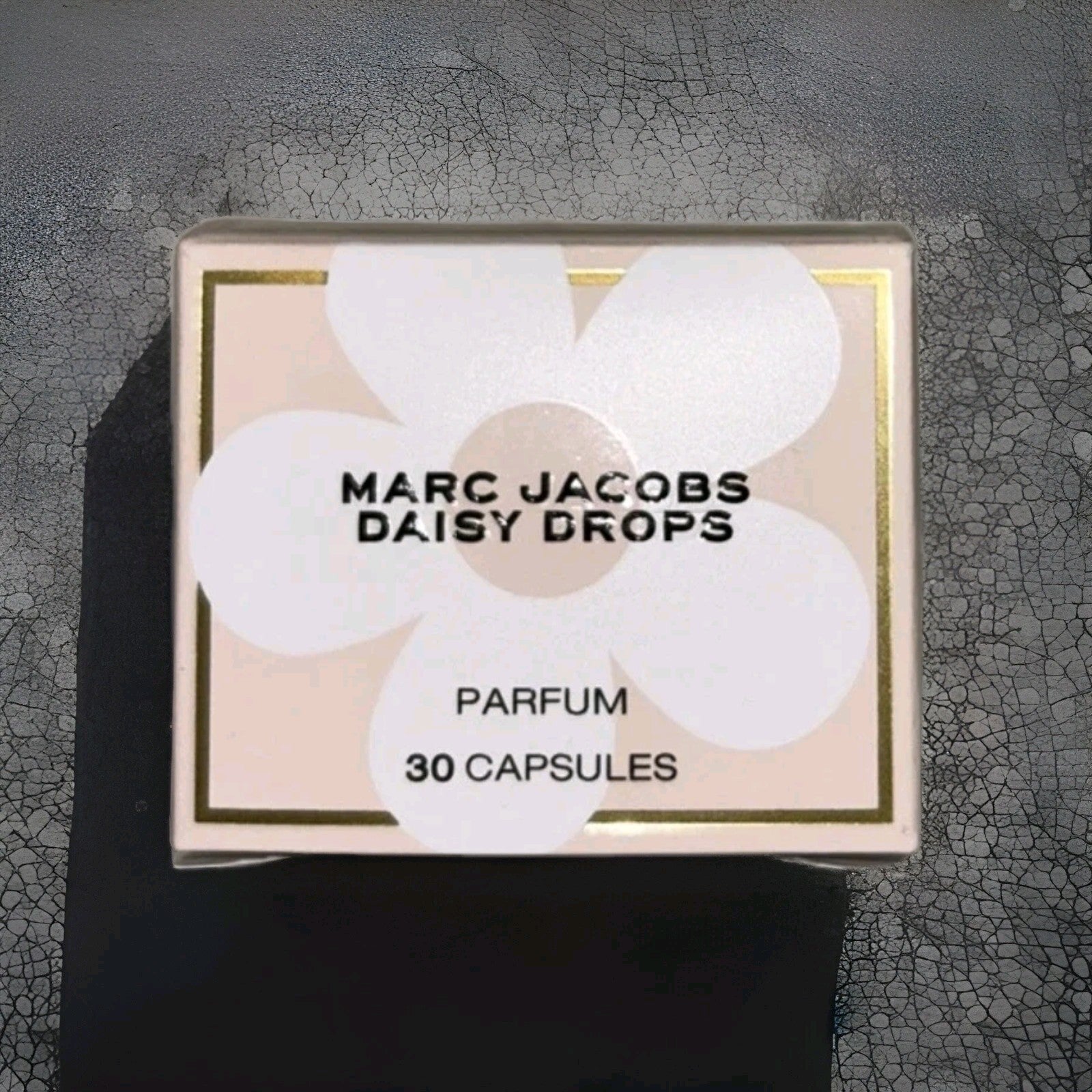 MARC JACOBS Daisy Drops Eau So Fresh Perfume Capsules (30 CAPS) - Dented Box*0