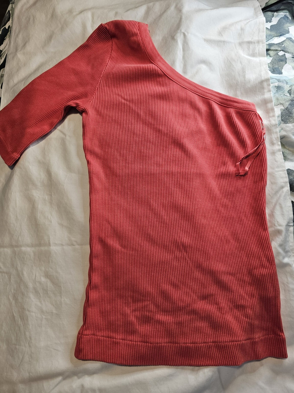 Citizens of Humanity Savannah Ribbed 1 Sleve Tshirt SM/ CORAL  Size Small NWOT0