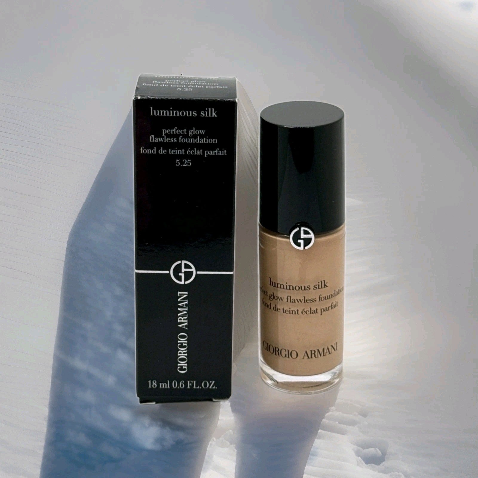 Giorgio Armani Luminous Silk Perfect Glow Flawless Foundation, 5.25 0.6oz
