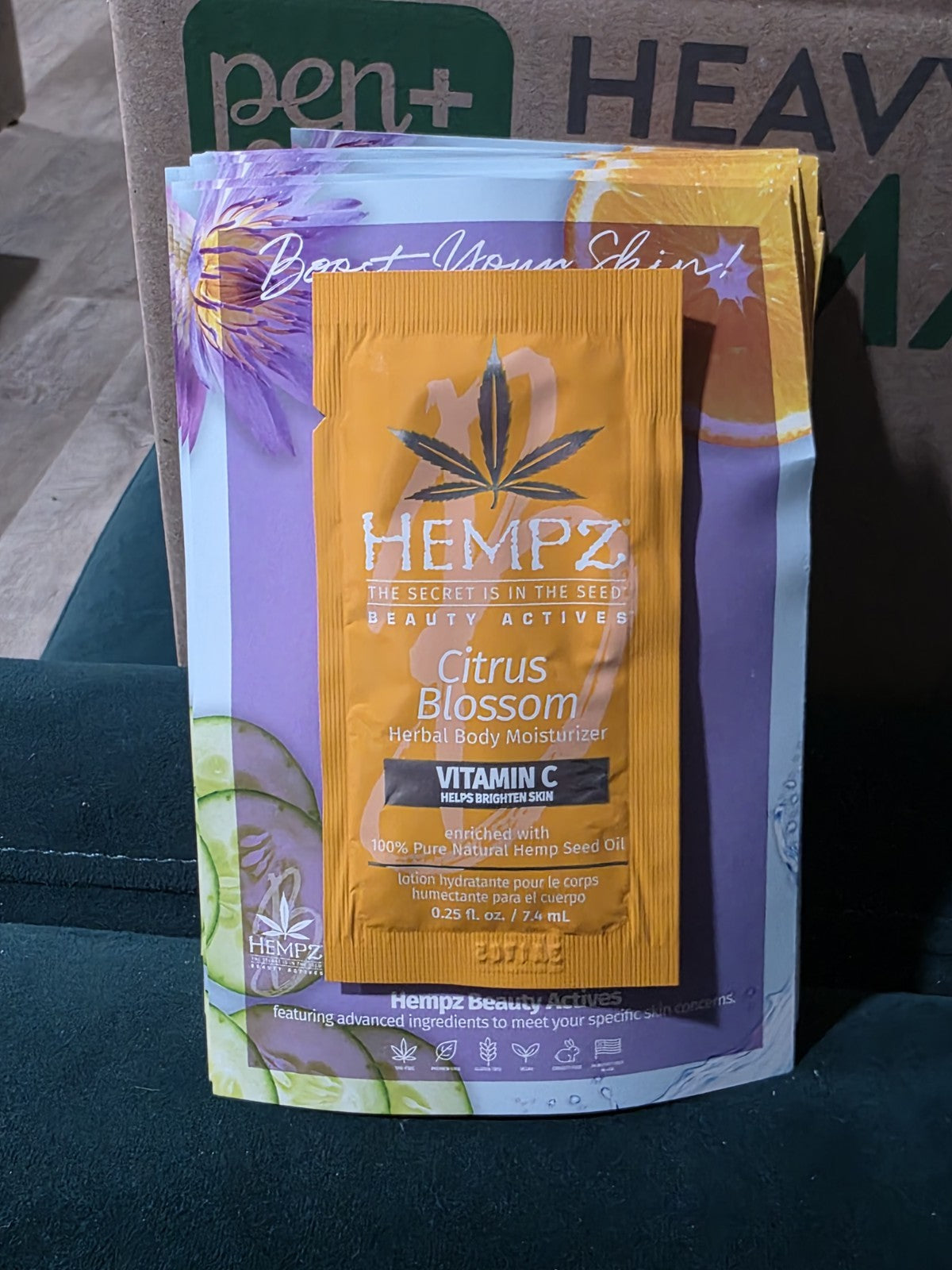 Lot of 20 Hempz Beauty Actives Citrus Blossom Herbal Body Moisturizer sample pac