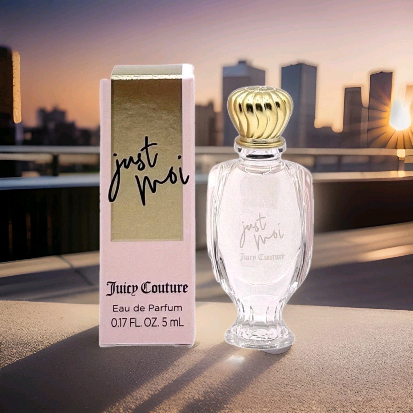 JUST MOI By JUICY COUTURE 0.17oz / 5ml EAU DE PARFUM MINI NEW IN BOX