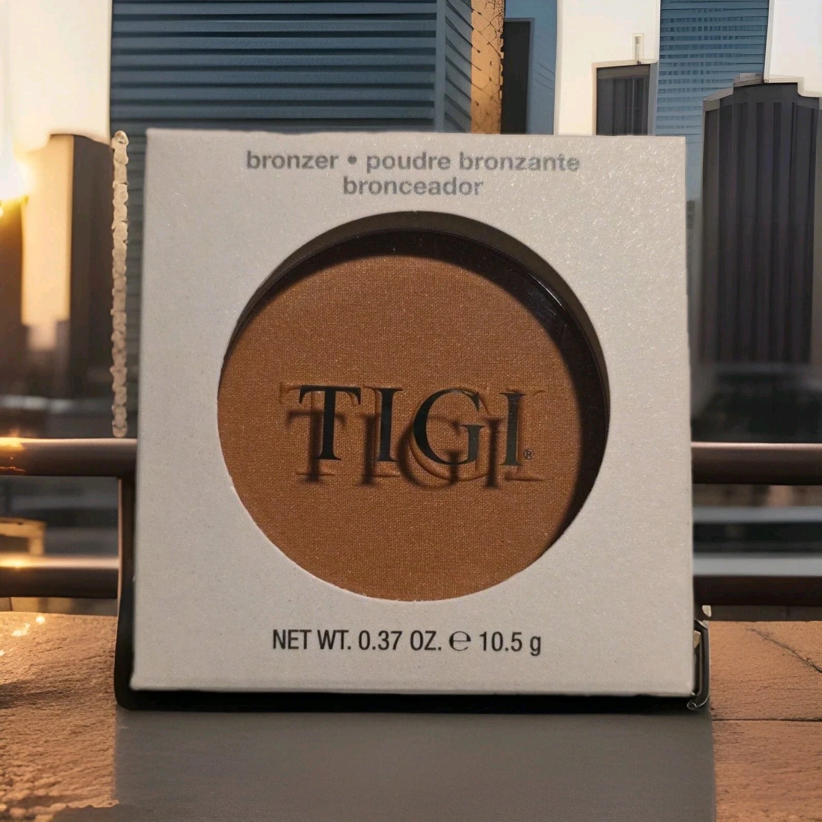 TIGI Cosmetics Gorgeous Bronzer