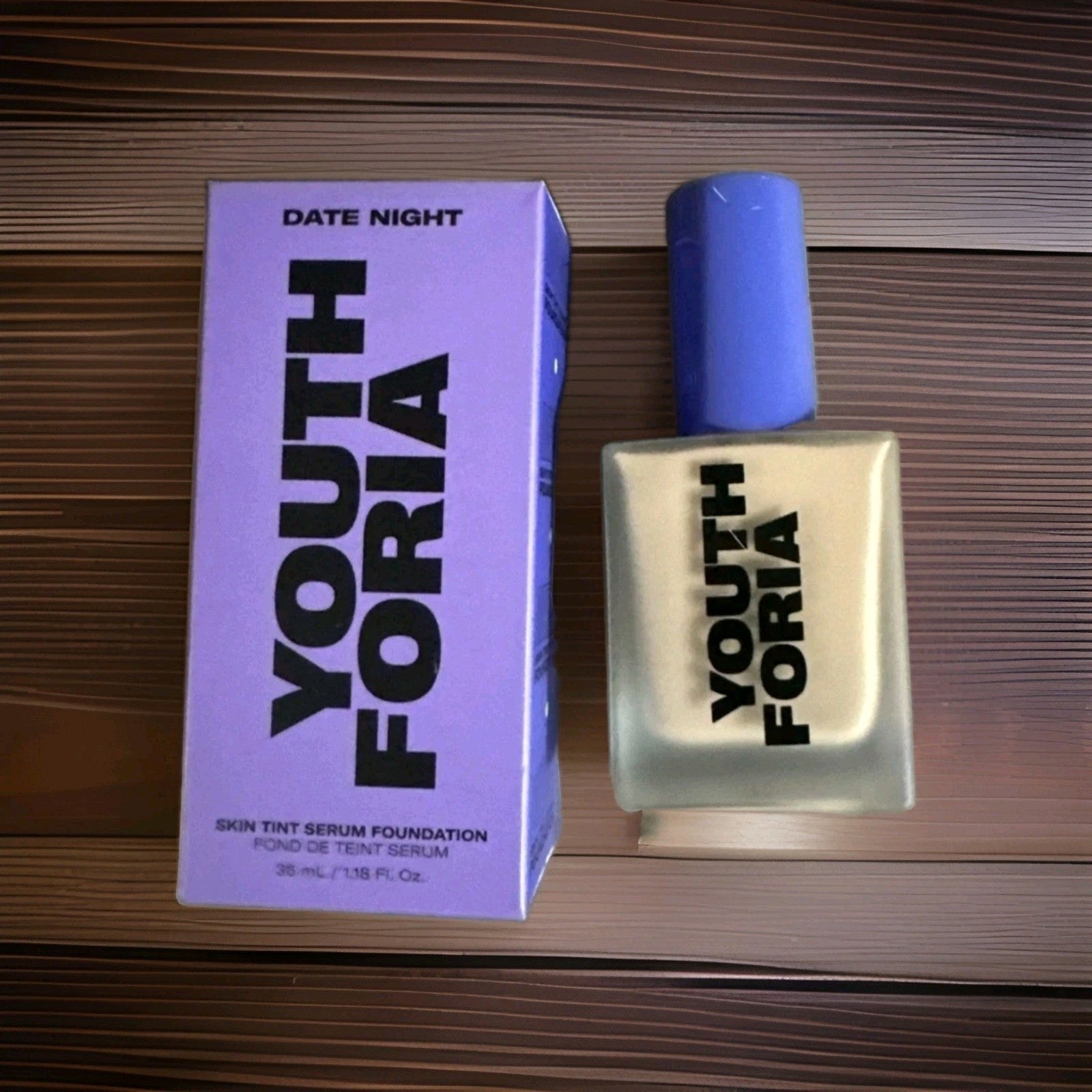 Youthforia - Date Night - Skin Tint Serum Foundation - Light-Medium Coverage 245