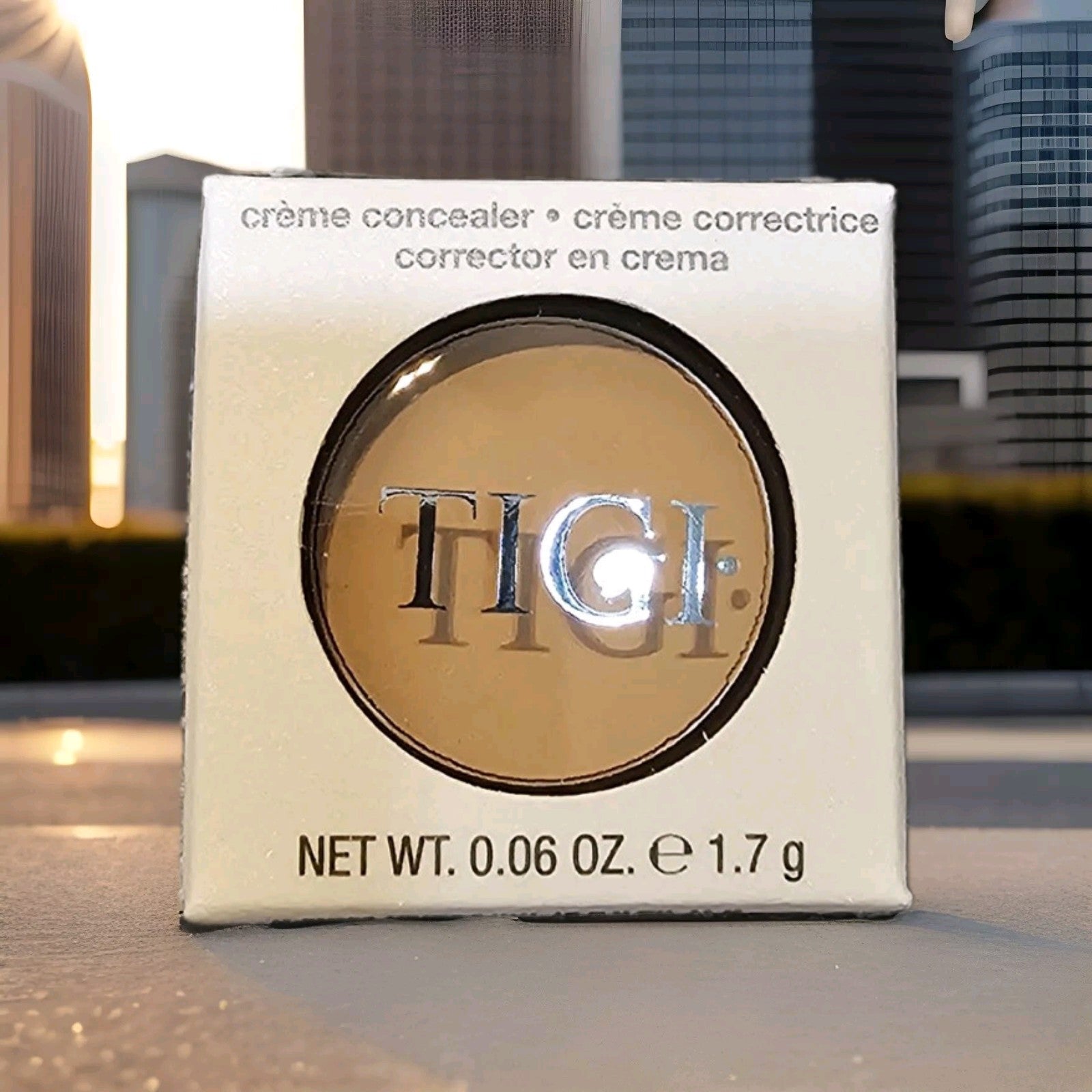 TIGI Professinal Cosmetics Creme Concealer, Medium, 0.06 Oz New Build Coverage 0